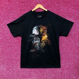Marvel Venom Vs Carnage Battle Of the Symbiotes Graphic Split Face T-Shirt Large